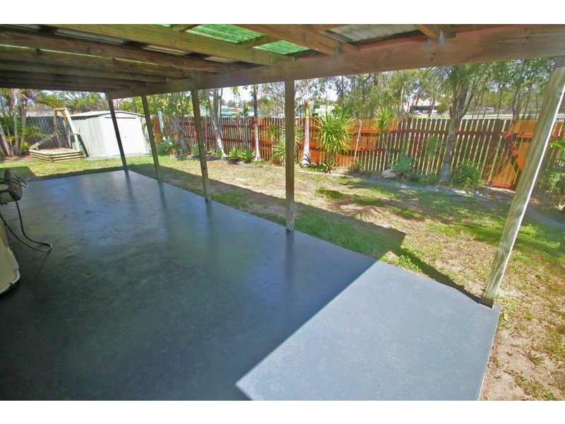 5 Palm Court, Clinton QLD 4680