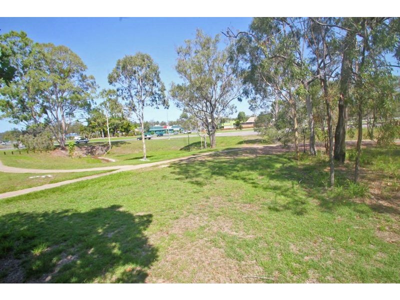 5 Palm Court, Clinton QLD 4680