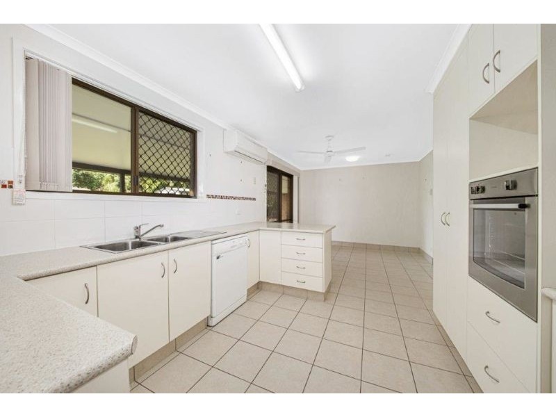 37 Dixon Drive, Telina QLD 4680