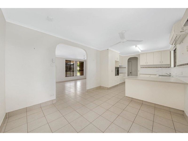 37 Dixon Drive, Telina QLD 4680