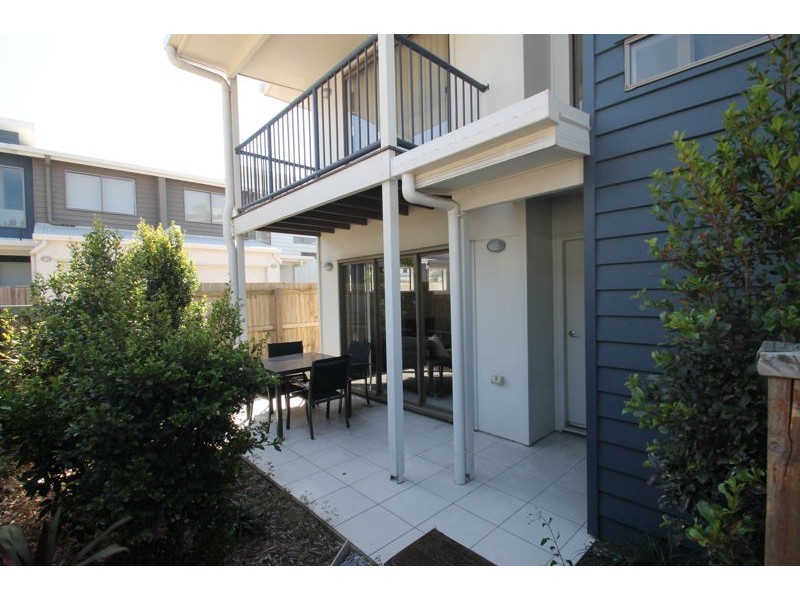 2/5 Glenlyon Street, Gladstone QLD 4680