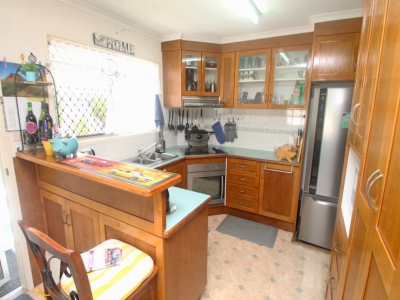 14 Potter Street, Clinton QLD 4680