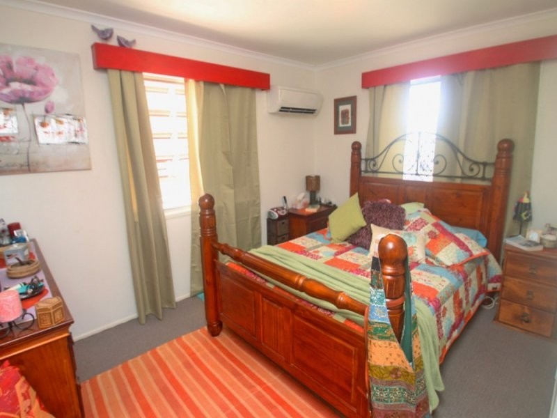 14 Potter Street, Clinton QLD 4680