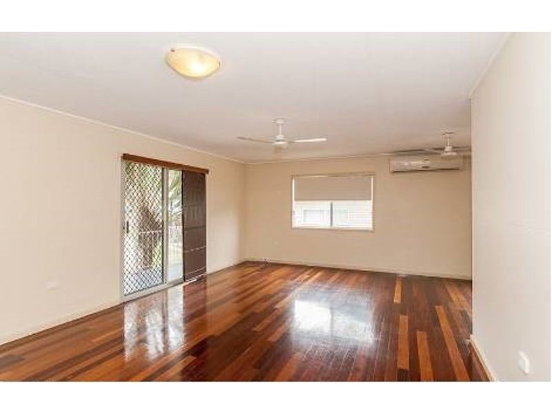 3 Peters Crescent, West Gladstone QLD 4680