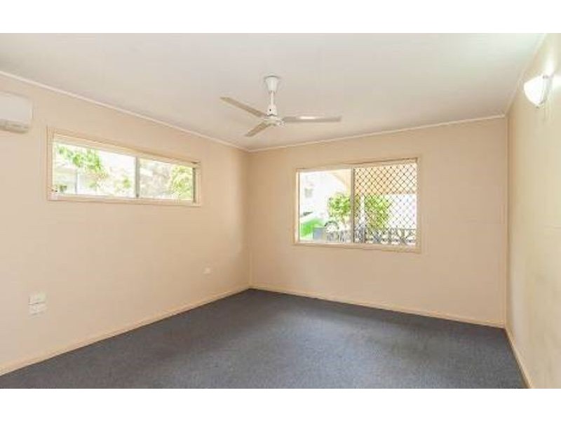 3 Peters Crescent, West Gladstone QLD 4680