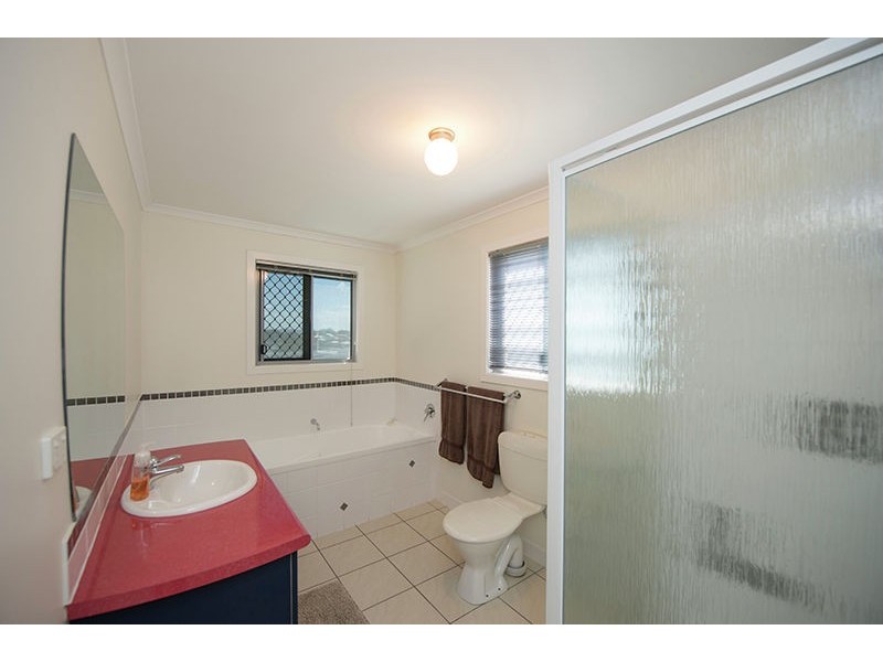 99 Central Lane, Gladstone QLD 4680