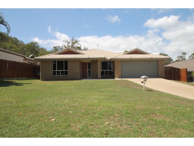 14 Larcom Rise, West Gladstone QLD 4680