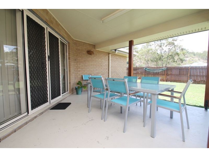 14 Larcom Rise, West Gladstone QLD 4680