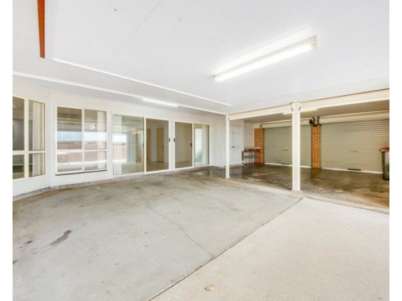 3 Benjamin Court, Glen Eden QLD 4680