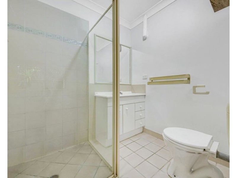 3 Benjamin Court, Glen Eden QLD 4680