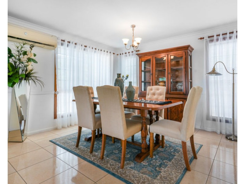 1 Crusade Court, Clinton QLD 4680