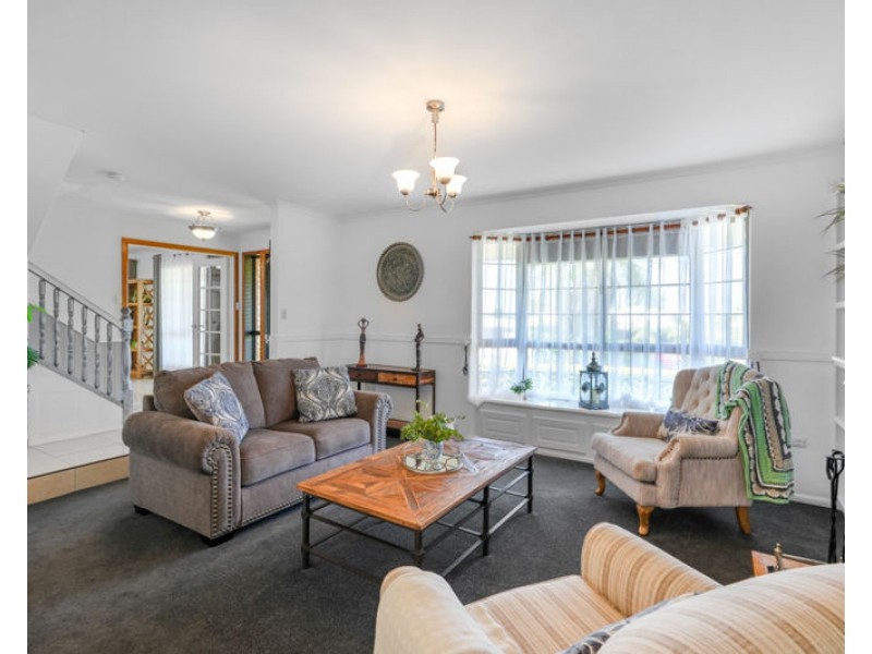 1 Crusade Court, Clinton QLD 4680