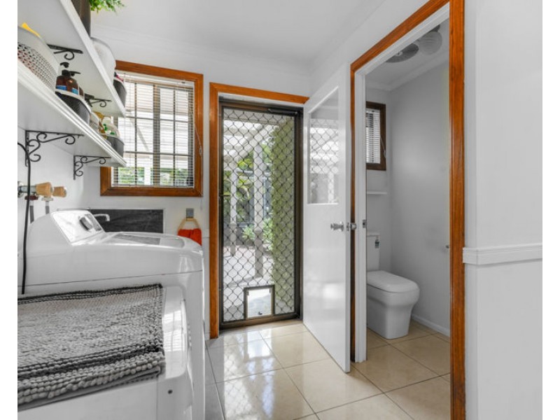 1 Crusade Court, Clinton QLD 4680