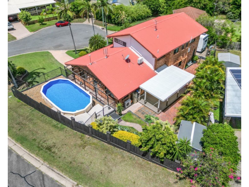 1 Crusade Court, Clinton QLD 4680
