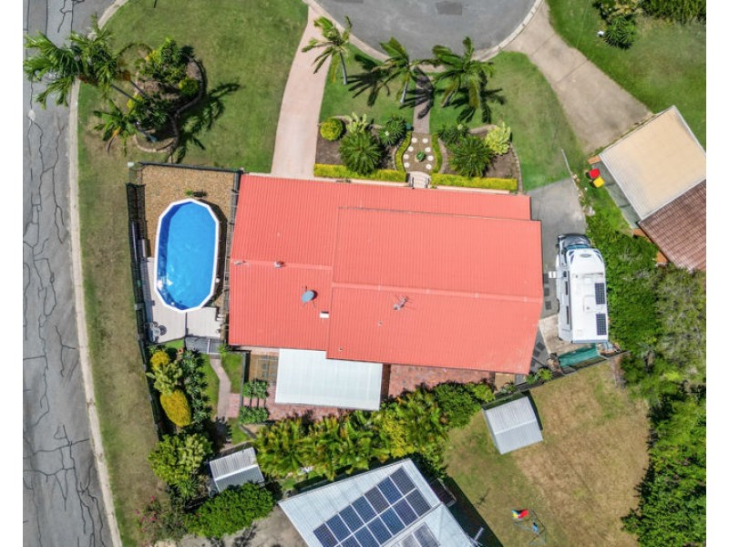1 Crusade Court, Clinton QLD 4680