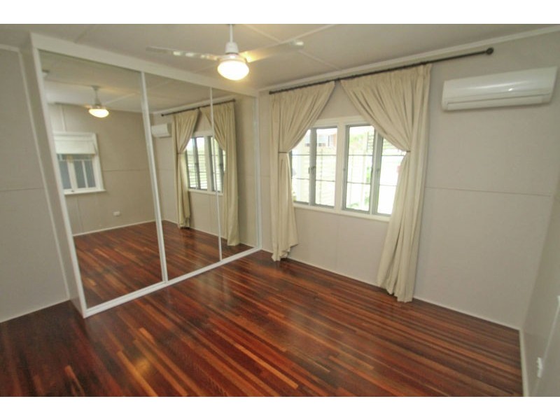 44 Adelaide Street, South Gladstone QLD 4680