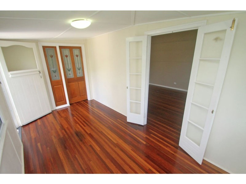 44 Adelaide Street, South Gladstone QLD 4680