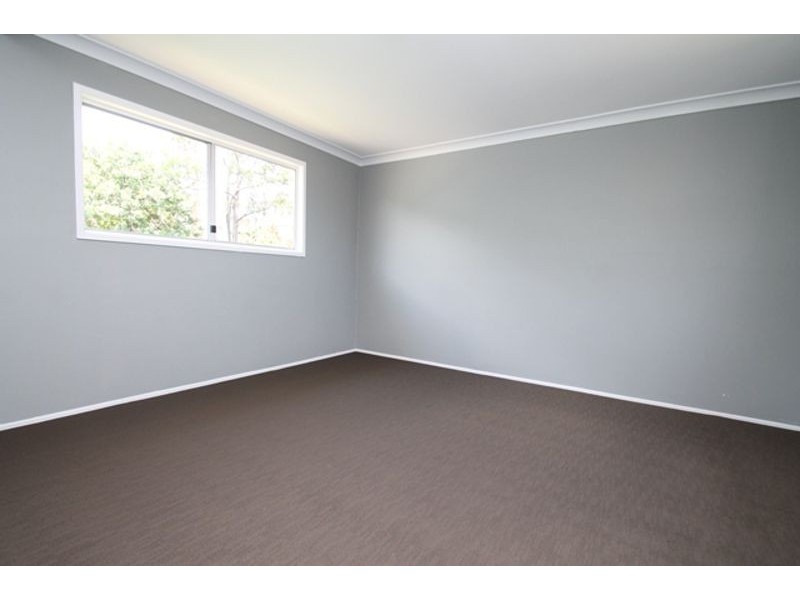 17 Penda Avenue, New Auckland QLD 4680