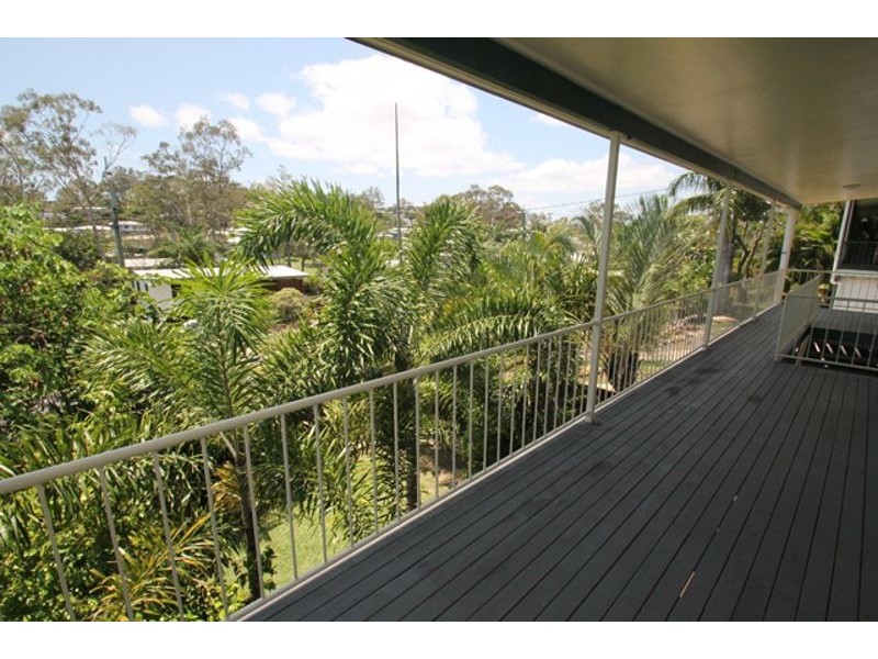 17 Penda Avenue, New Auckland QLD 4680