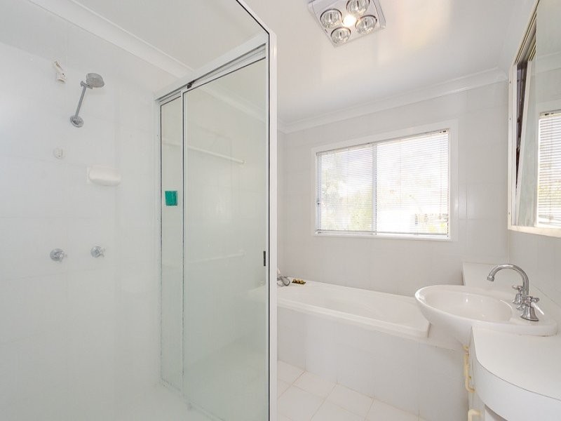 4 Lotus Street, Sun Valley QLD 4680