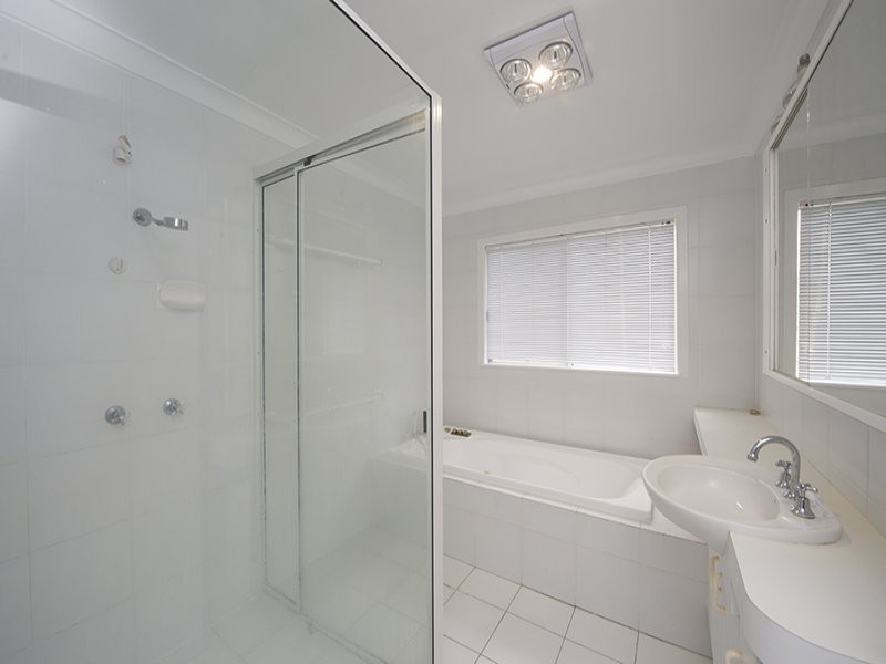 4 Lotus Street, Sun Valley QLD 4680