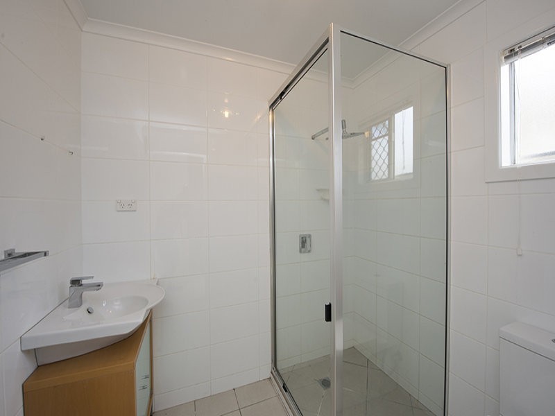4 Lotus Street, Sun Valley QLD 4680