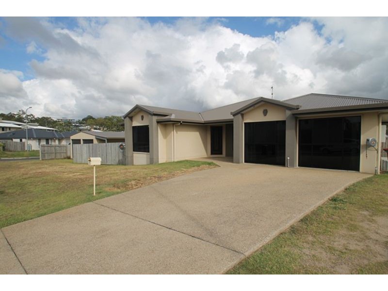 1 Eyre Court, Glen Eden QLD 4680