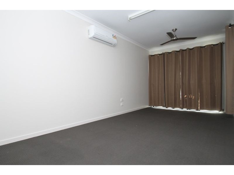 1 Eyre Court, Glen Eden QLD 4680