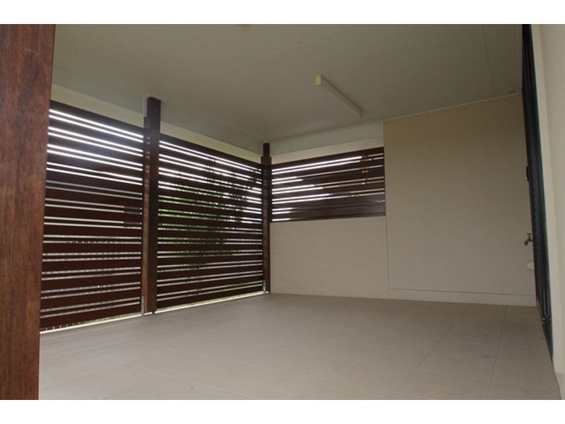 1 Eyre Court, Glen Eden QLD 4680