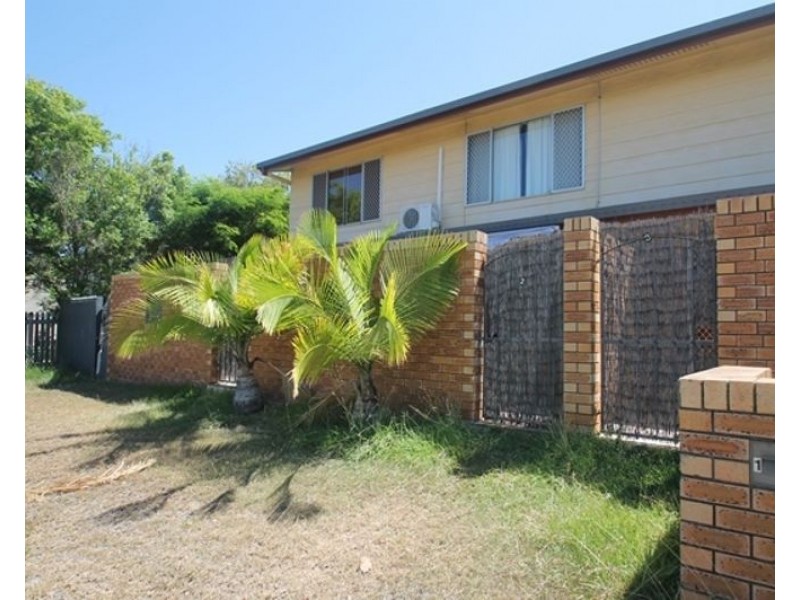 2/105 Auckland Street, Gladstone QLD 4680