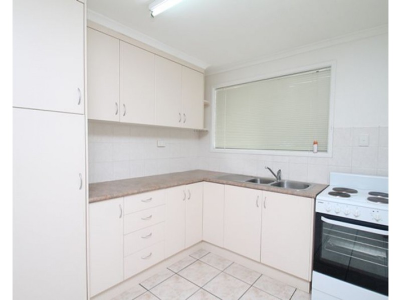 2/105 Auckland Street, Gladstone QLD 4680