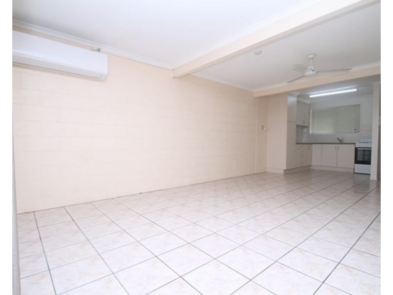 2/105 Auckland Street, Gladstone QLD 4680