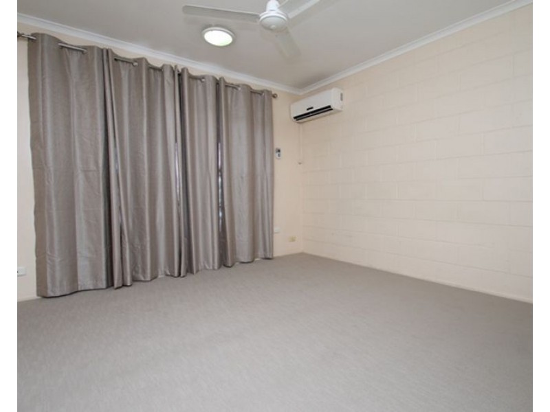 2/105 Auckland Street, Gladstone QLD 4680