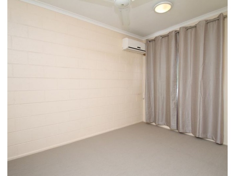 2/105 Auckland Street, Gladstone QLD 4680