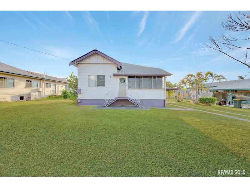39 Barney Street, Barney Point QLD 4680