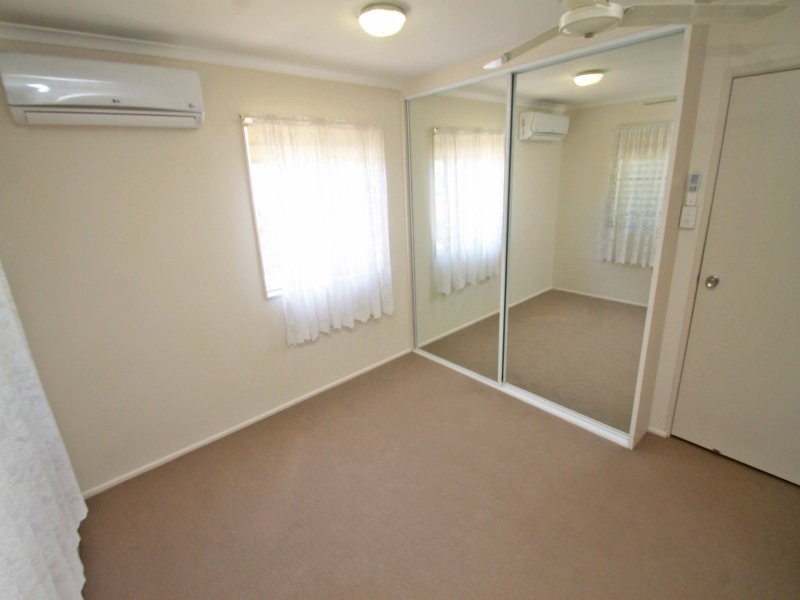 15 Hansen Crescent, Clinton QLD 4680