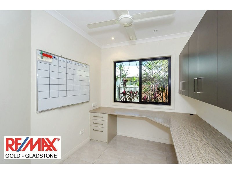 40 Dean Street, Glen Eden QLD 4680