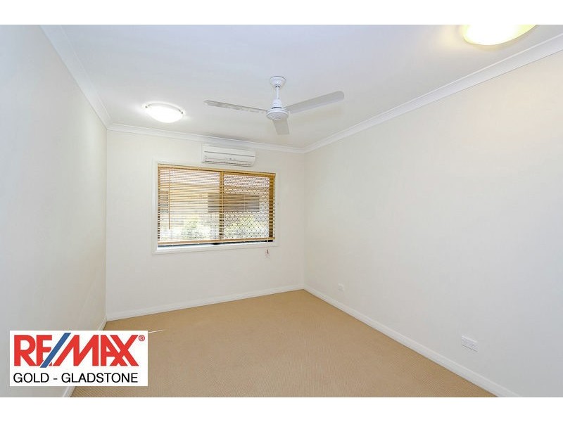 40 Dean Street, Glen Eden QLD 4680