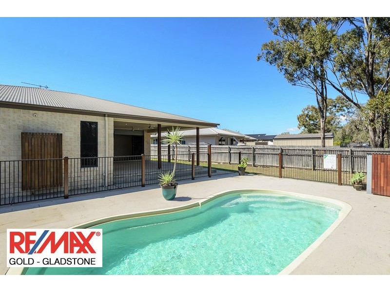 40 Dean Street, Glen Eden QLD 4680