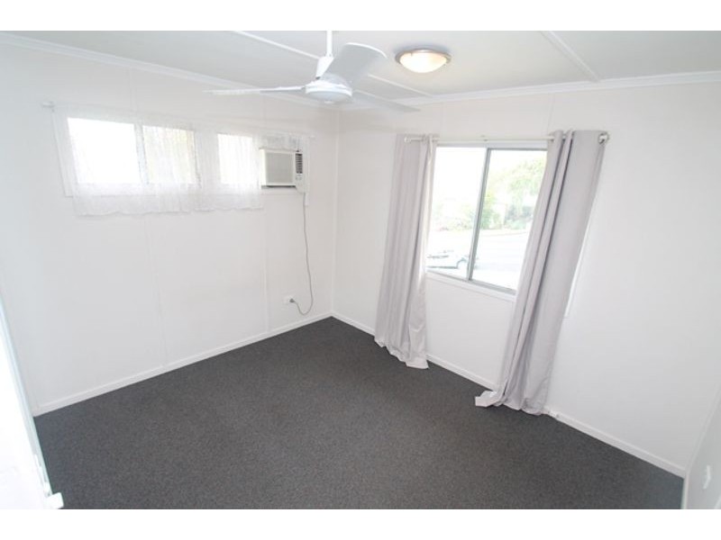 24 Bell Street, Barney Point QLD 4680