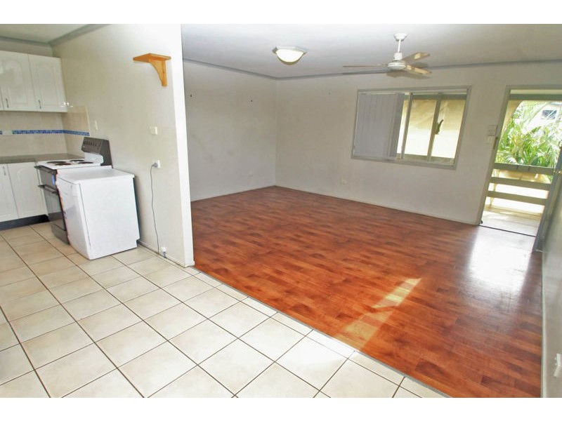 8 Oregon Court, New Auckland QLD 4680