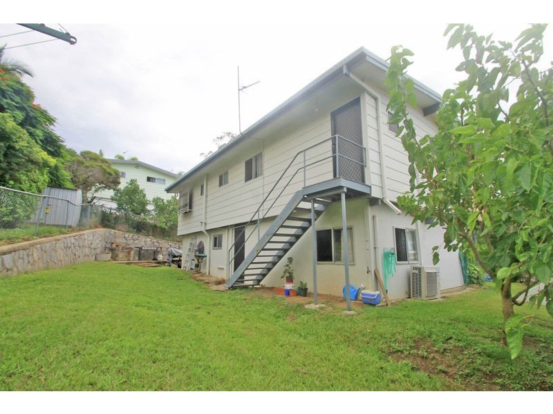 8 Oregon Court, New Auckland QLD 4680