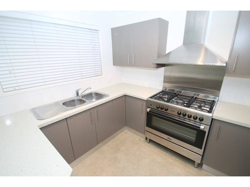 6 Hay Court, South Gladstone QLD 4680