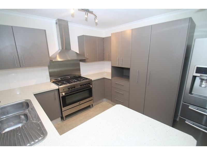 6 Hay Court, South Gladstone QLD 4680