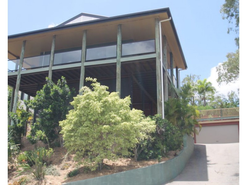 38 Willow Street, New Auckland QLD 4680