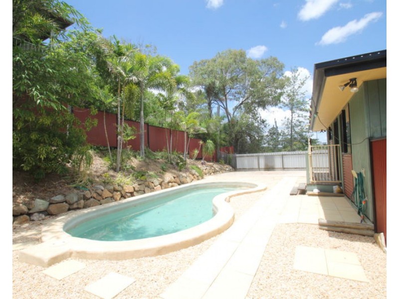 38 Willow Street, New Auckland QLD 4680