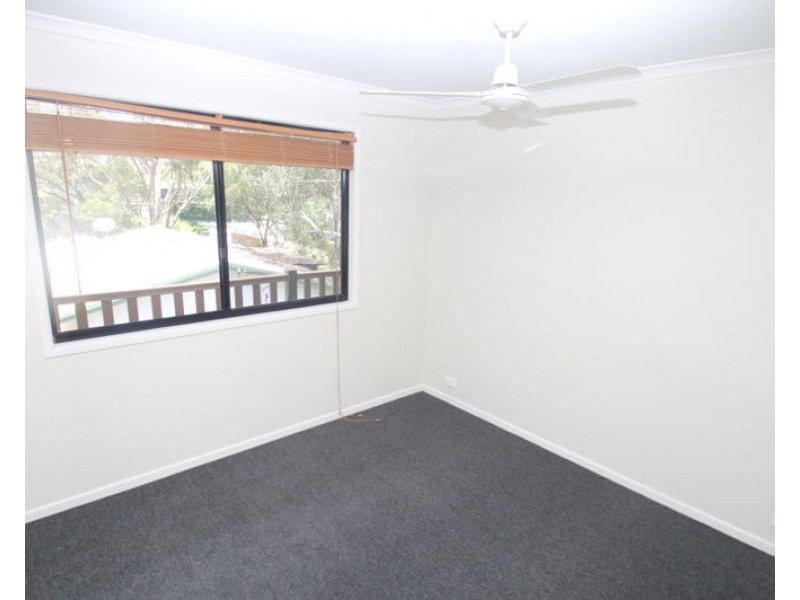 38 Willow Street, New Auckland QLD 4680