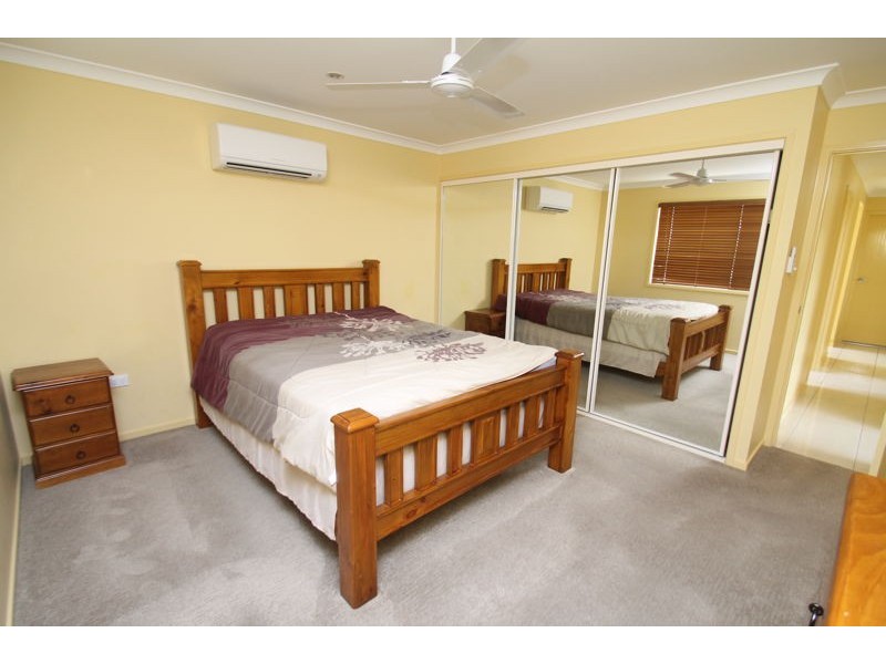 32 Harmony Drive, Clinton QLD 4680