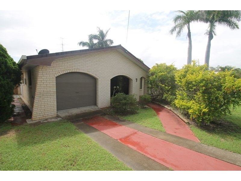7 Wodonga Street, Clinton QLD 4680