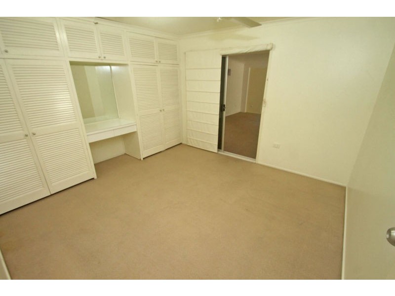 15 Anderson Street, Clinton QLD 4680
